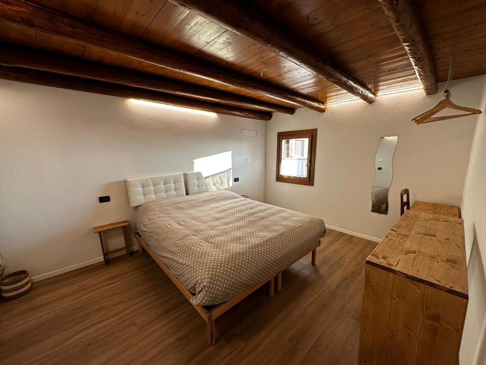 Al Colle Rooms 몬테벨로비쎈티노 외부 사진