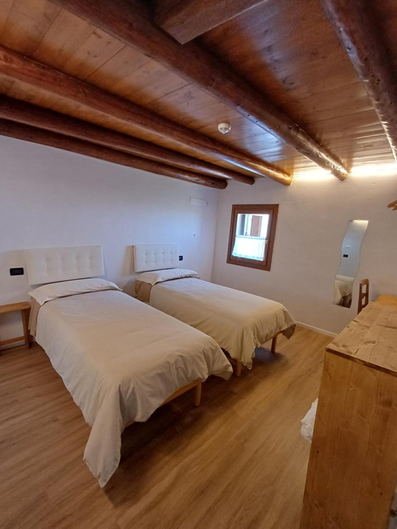Al Colle Rooms 몬테벨로비쎈티노 외부 사진